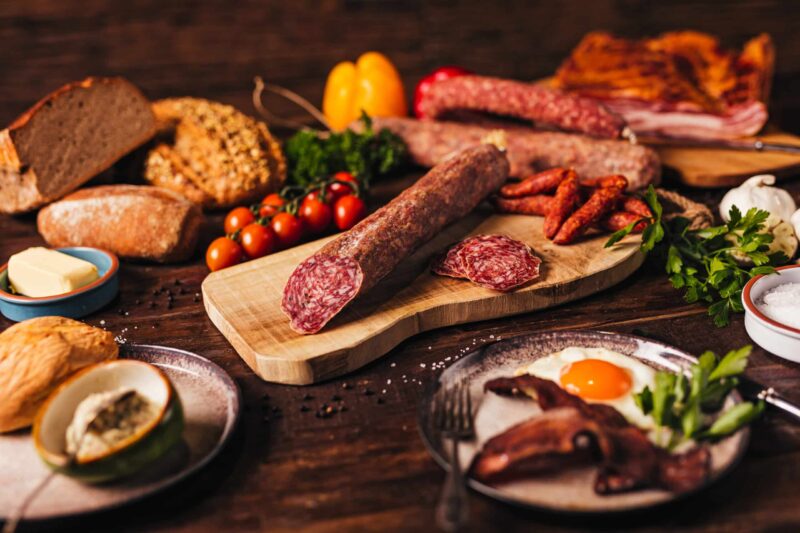 Dicke Stracke – Ahle Wurst aus Nordhessen“, „Anschnitt dicke Stracke – Ahle Wurst