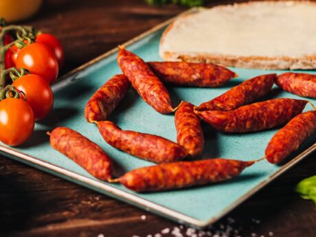 kleine Pfefferbeißer mediterran – würzige Rohwurst mit mediterraner Kräuternote